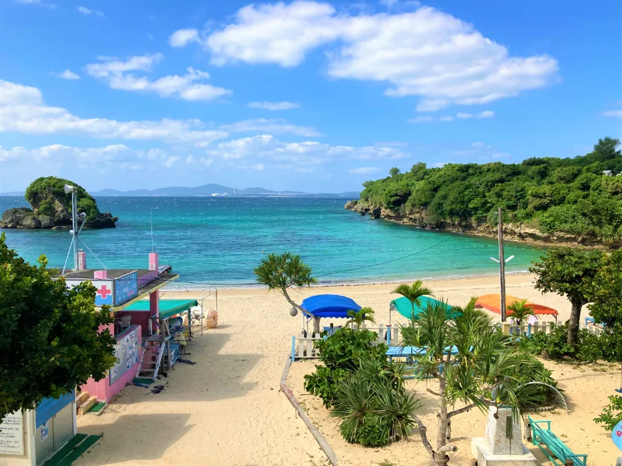 Bãi biển Ikei | Uruma, Okinawa Nhật Bản