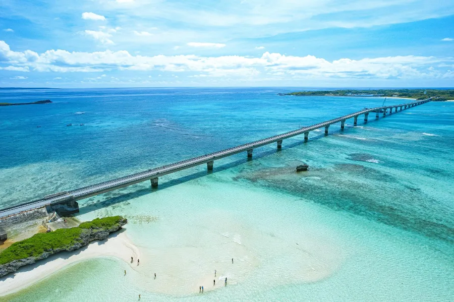 Lái xe qua cầu Irabu Ohashi | Đảo Miyakojima, Okinawa