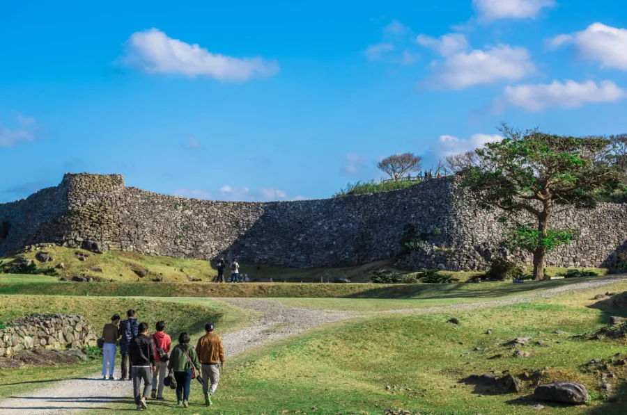 Tham quan lâu đài Nakijin | Du Lịch Nago, Okinawa