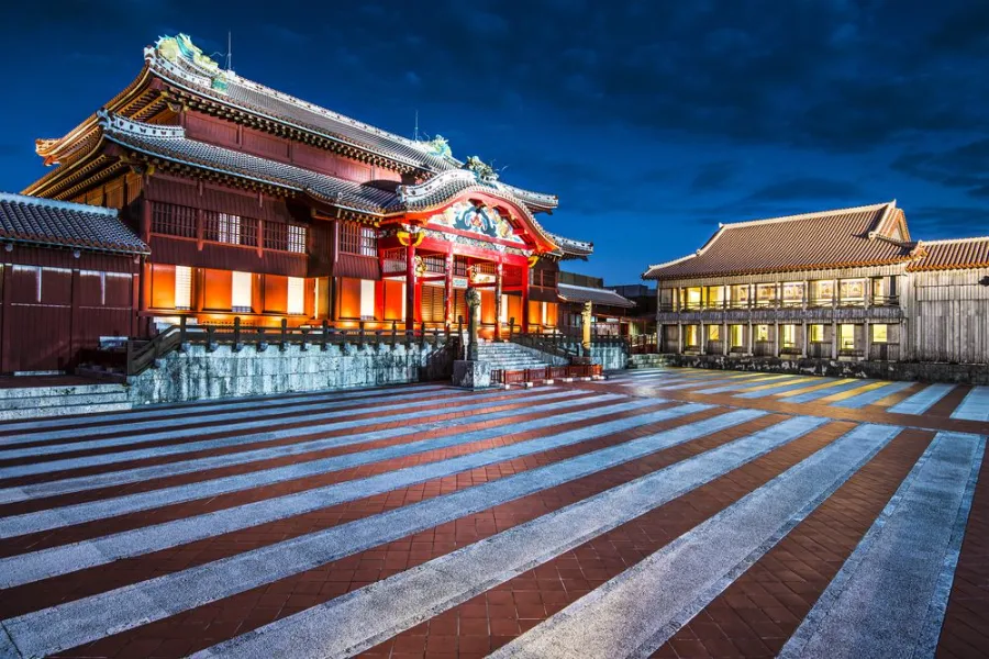 Shurijo Castle: Niềm tự hào của người dân Naha, Okinawa