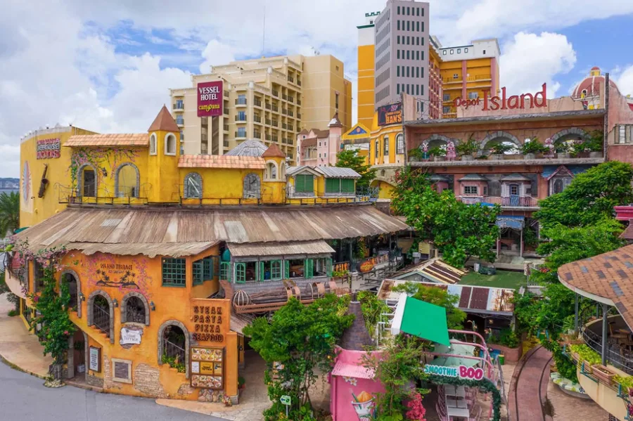 American Village: Khám phá ngôi làng Mỹ giữa lòng Okinawa American Village: Khám phá ngôi làng Mỹ giữa lòng Okinawa