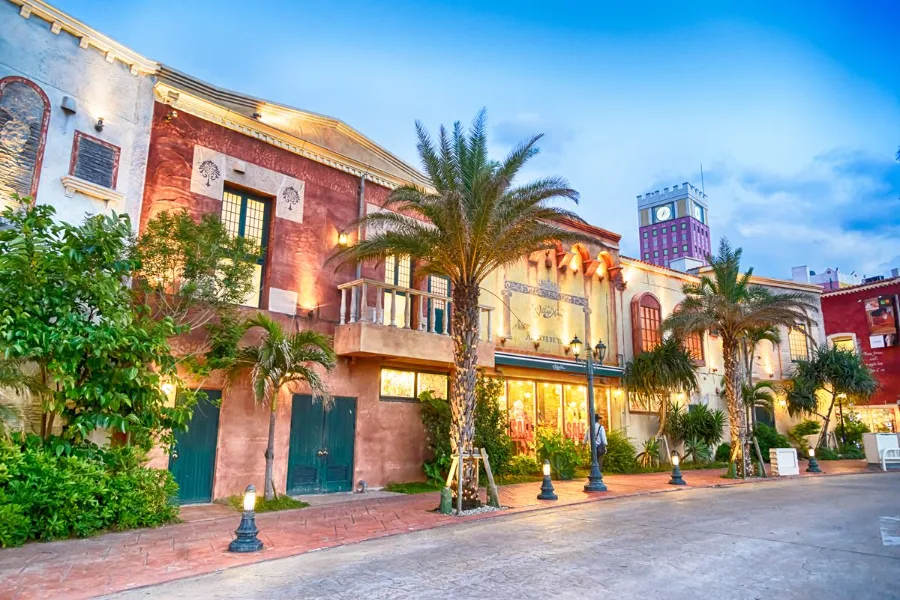 American Village: Khám phá ngôi làng Mỹ giữa lòng Okinawa American Village: Khám phá ngôi làng Mỹ giữa lòng Okinawa