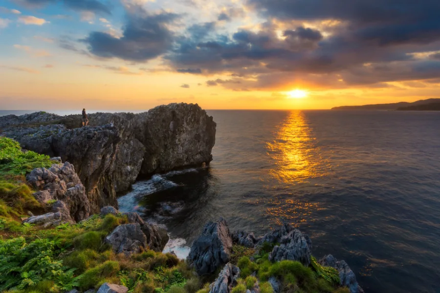 Ngắm cảnh trên Cape Hedo | Du Lịch Nago, Okinawa