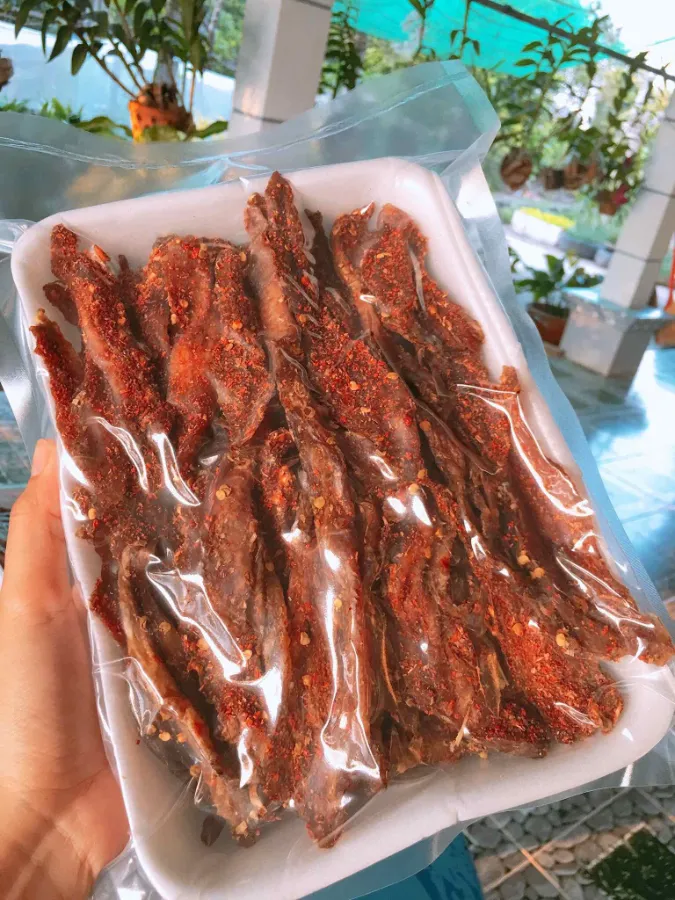 Cá khô có được mang lên máy bay không? 