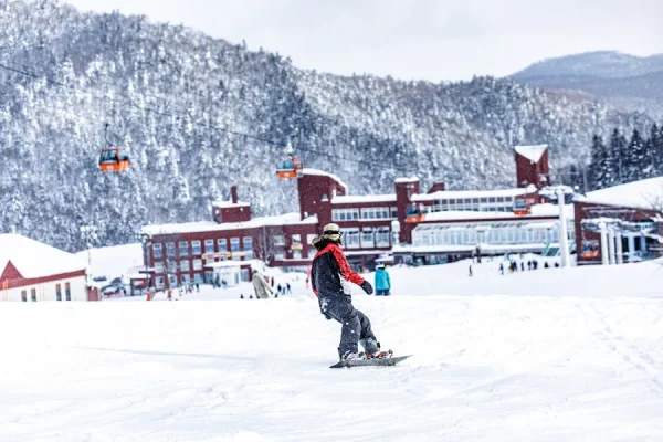 Sapporo Kokusai Ski Resort: Trượt tuyết gần Thành phố Sapporo