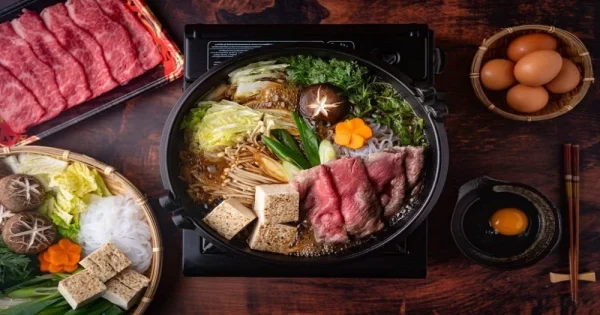 Sukiyaki (Lẩu bò Nhật Bản)