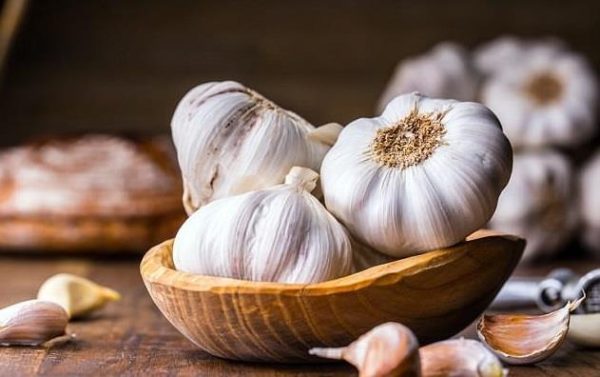 Có được mang hành tỏi lên máy bay hay không?