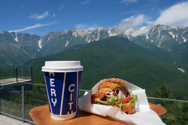 Hakuba Iwatake Mountain Resort - Khu nghỉ dưỡng trong mơ