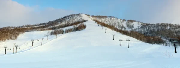 Niseko Moiwa Ski Resort: Viên ngọc ẩn mình giữa thiên đường tuyết trắng Niseko Moiwa Ski Resort: Viên ngọc ẩn mình giữa thiên đường tuyết trắng