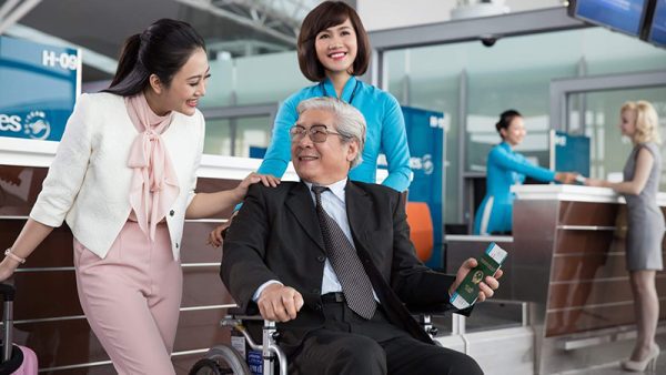 Quy định độ tuổi đi máy bay