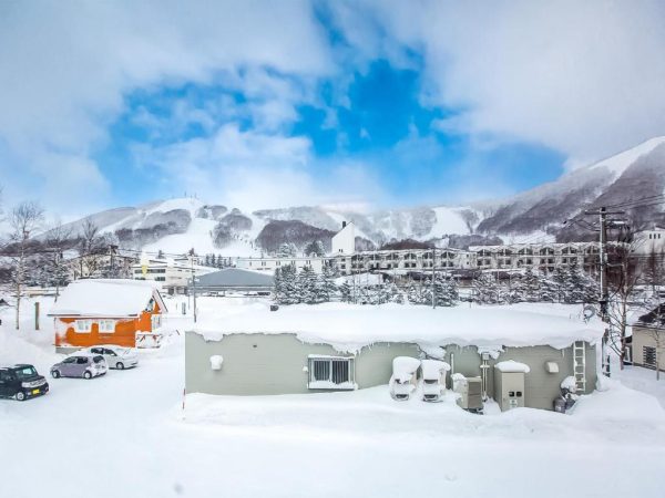 Rusutsu Village: Ngôi làng tuyết trắng với muôn vàn trải nghiệm Rusutsu Village: Ngôi làng tuyết trắng với muôn vàn trải nghiệm