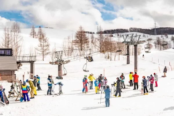 Rusutsu Village: Ngôi làng tuyết trắng với muôn vàn trải nghiệm Rusutsu Village: Ngôi làng tuyết trắng với muôn vàn trải nghiệm