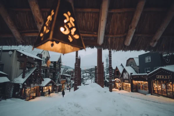 Rusutsu Village: Ngôi làng tuyết trắng với muôn vàn trải nghiệm Rusutsu Village: Ngôi làng tuyết trắng với muôn vàn trải nghiệm