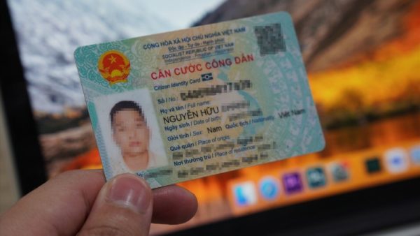 Trẻ em 15 tuổi đi máy bay chưa có CMND thì phải làm sao? Trẻ em 15 tuổi đi máy bay chưa có CMND thì phải làm sao?