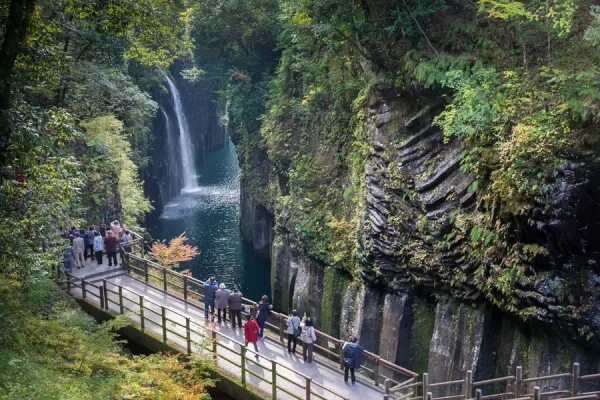 Takachiho Gorge: Chèo thuyền kayak giữa hẻm núi thiêng