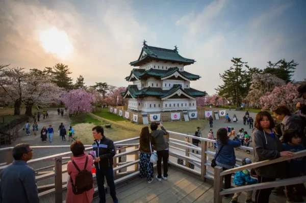 Hirosaki Park: Bản giao hưởng giữa lịch sử, thiên nhiên và văn hóa