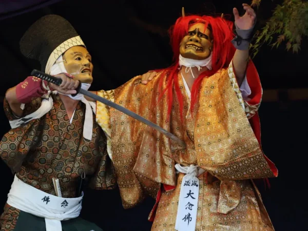 Kịch Noh Nhật Bản: Nghệ thuật sân khấu cổ điển đầy mê hoặc