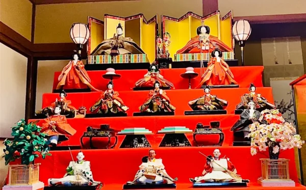 Búp Bê Hina: Tinh Hoa Văn Hóa Nhật Bản Trong Lễ Hội Cầu An Cho Bé Gái Búp Bê Hina: Tinh Hoa Văn Hóa Nhật Bản Trong Lễ Hội Cầu An Cho Bé Gái