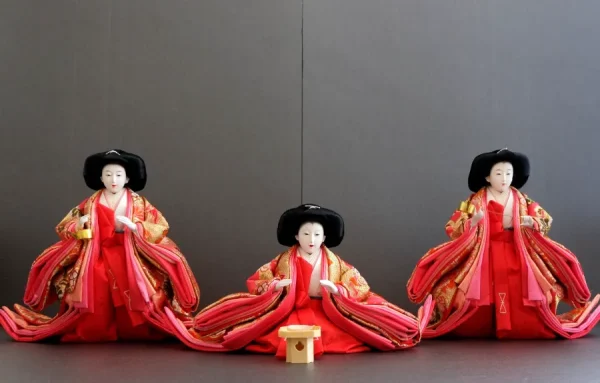 Búp Bê Hina: Tinh Hoa Văn Hóa Nhật Bản Trong Lễ Hội Cầu An Cho Bé Gái Búp Bê Hina: Tinh Hoa Văn Hóa Nhật Bản Trong Lễ Hội Cầu An Cho Bé Gái