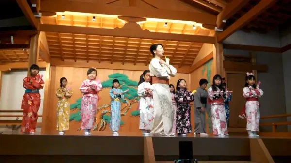 Kịch Noh Nhật Bản: Nghệ thuật sân khấu cổ điển đầy mê hoặc