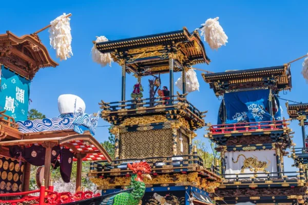 Inuyama Matsuri: Tận Hưởng Sắc Màu Lễ Hội Giữa Lòng Phố Cổ