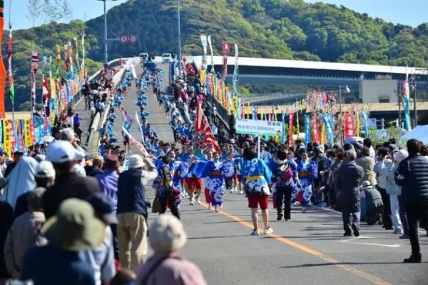 Ushibuka Haiya Matsuri: Lễ Hội Của Những Vũ Điệu Biển Cả Ushibuka Haiya Matsuri: Lễ Hội Của Những Vũ Điệu Biển Cả