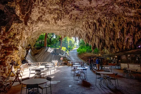 Gyokusendo Cave: Hành Trình Khám Phá Okinawa "Trong Lòng Đất"