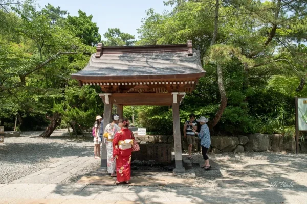 Chùa Kotokuin (Kotokuin Temple)