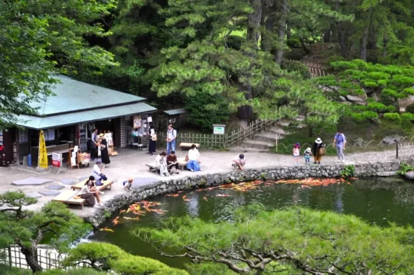 Vườn Ritsurin: Viên Ngọc Tuyệt Mỹ Tại Shikoku Nhật Bản