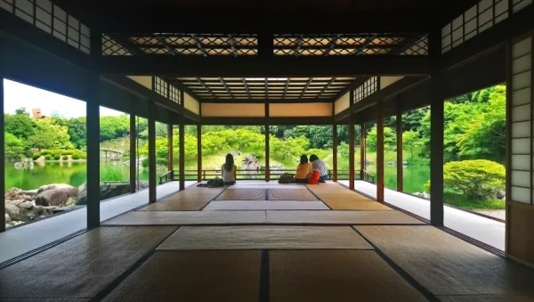 Vườn Ritsurin: Viên Ngọc Tuyệt Mỹ Tại Shikoku Nhật Bản