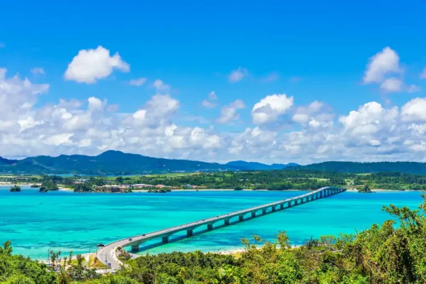 Trải nghiệm mùa hè rực rỡ tại Kouri Island