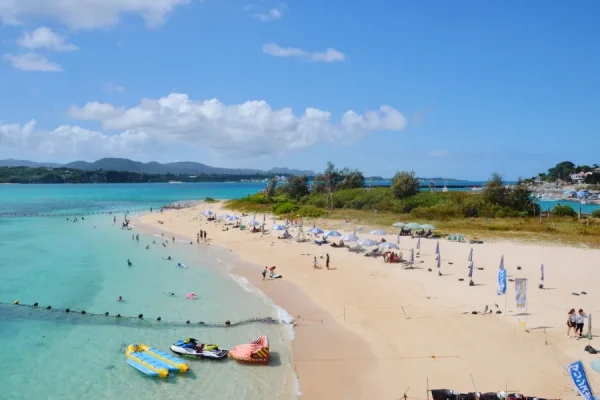 Trải nghiệm mùa hè rực rỡ tại Kouri Island