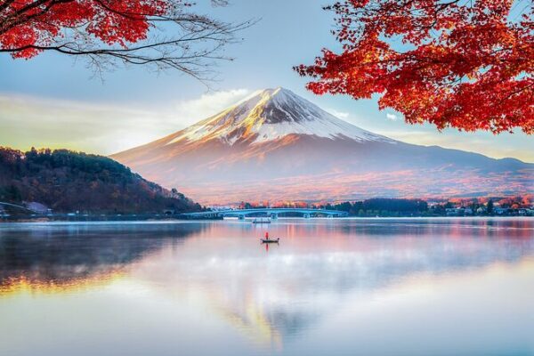 Ashinoko Lake - Hành trình khám phá mùa thu trọn vẹn tại Nhật Bản