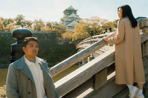 lâu đài Osaka mùa thu