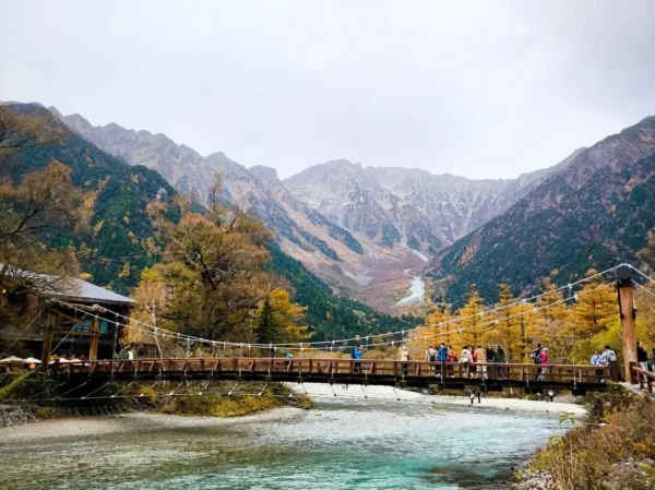 Kamikochi - thung lũng thần tiên ở phía Bắc Nhật Bản