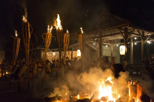 Lễ hội Lửa Kurama (Kurama Hi Matsuri)