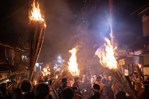 Lễ hội Lửa Kurama (Kurama Hi Matsuri)