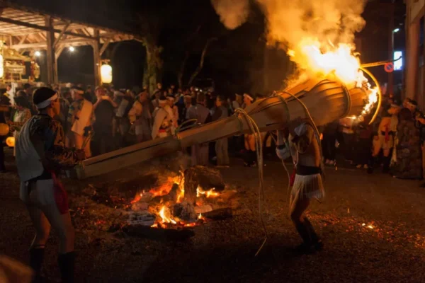 Lễ hội Lửa Kurama (Kurama Hi Matsuri)