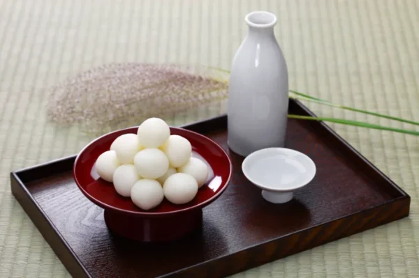Tsukimi Dango: Linh hồn ẩm thực của lễ hội ngắm trăng Tsukimi Tsukimi Dango: Linh hồn ẩm thực của lễ hội ngắm trăng Tsukimi