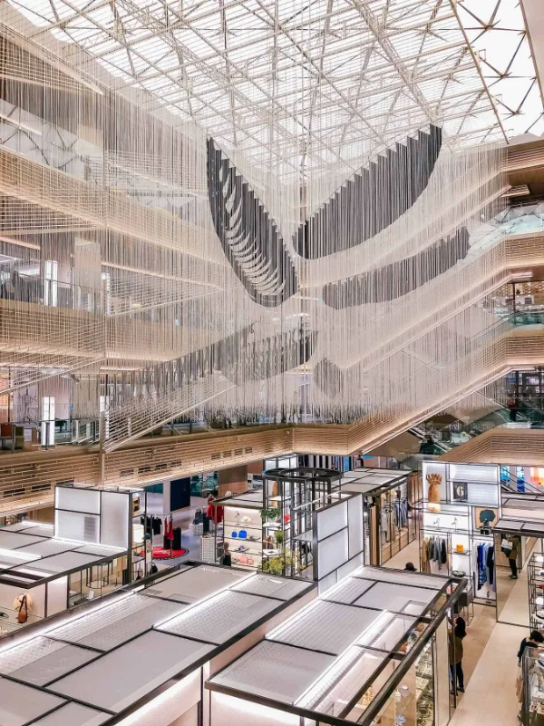 Ginza Shopping: Trải nghiệm mua sắm mùa đông ở Tokyo