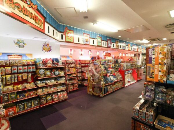 Ginza Shopping: Trải nghiệm mua sắm mùa đông ở Tokyo