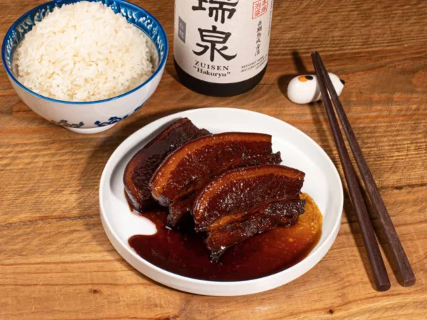 Kakuni: Thịt Kho "Tan Chảy" Tinh Túy Từ Ẩm Thực Nhật Bản Kakuni: Thịt Kho "Tan Chảy" Tinh Túy Từ Ẩm Thực Nhật Bản