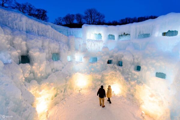Lễ hội băng Shikotsu (Shikotsuko Ice Festival)
