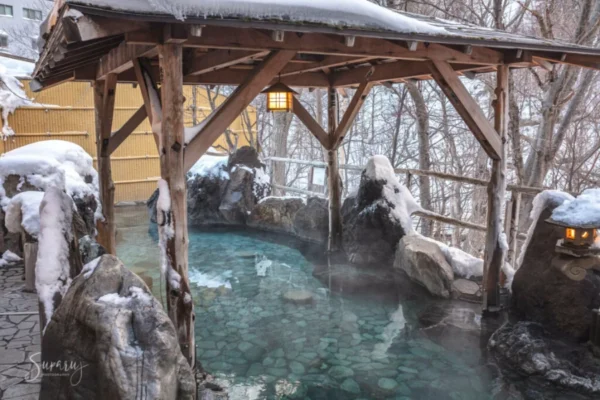 Sounkyo Hyobaku Matsuri: Chinh Phục Pháo Đài Băng Khổng Lồ