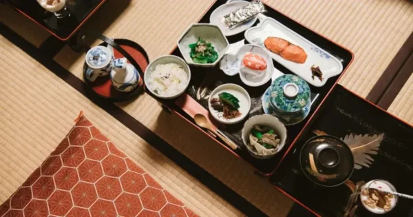 Kaiseki Osechi: Nghệ Thuật Ẩm Thực Cung Đình Nhật Bản Kaiseki Osechi: Nghệ Thuật Ẩm Thực Cung Đình Nhật Bản