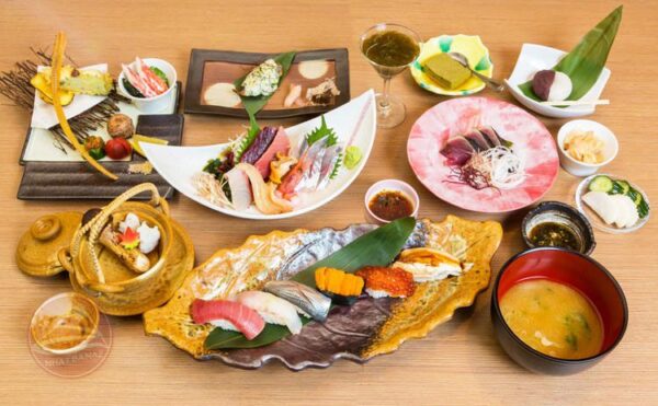 Kaiseki Osechi: Nghệ Thuật Ẩm Thực Cung Đình Nhật Bản Kaiseki Osechi: Nghệ Thuật Ẩm Thực Cung Đình Nhật Bản