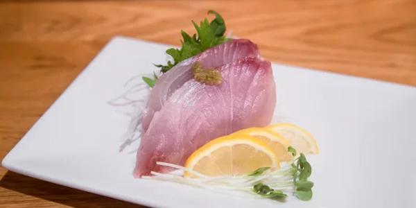 Kanpachi: Tuyệt Phẩm Cá Cam Hoàng Gia Trong Ẩm Thực Nhật Bản Kanpachi: Tuyệt Phẩm Cá Cam Hoàng Gia Trong Ẩm Thực Nhật Bản