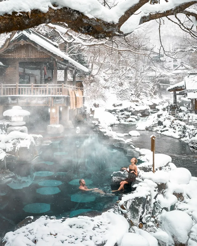 Takaragawa Onsen Mùa Đông: Bản Giao Hưởng Tuyết Trắng Takaragawa Onsen Mùa Đông: Bản Giao Hưởng Tuyết Trắng