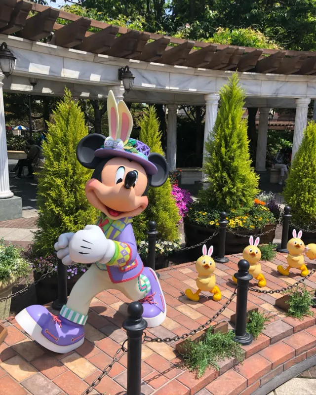 Disney Easter: Lạc vào thế giới trứng phục sinh tại Tokyo