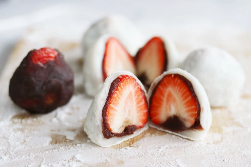 Ichigo Daifuku: Viên ngọc đỏ trong tuyết | Ẩm thực Nhật Bản